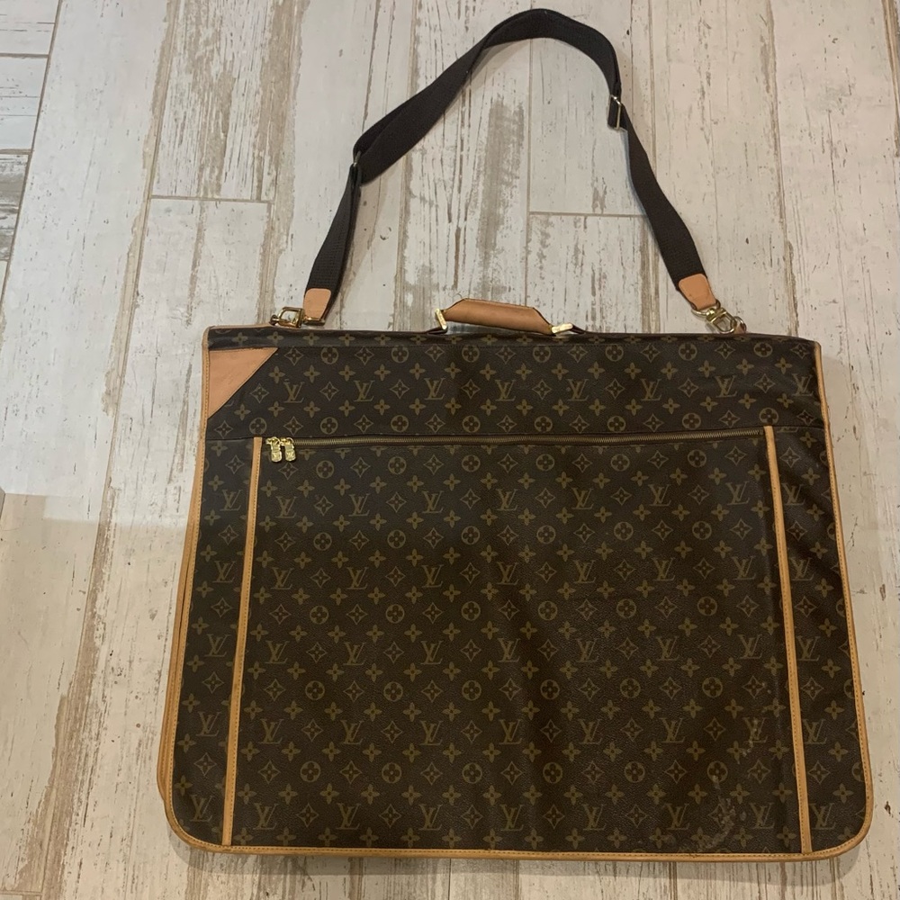 Travel bag